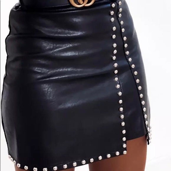 Women's Vegan Leather Sexy Beaded Skirt - Picture 2 of 8